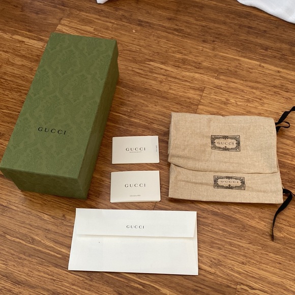 GUCCI Slides - Picture 9 of 10